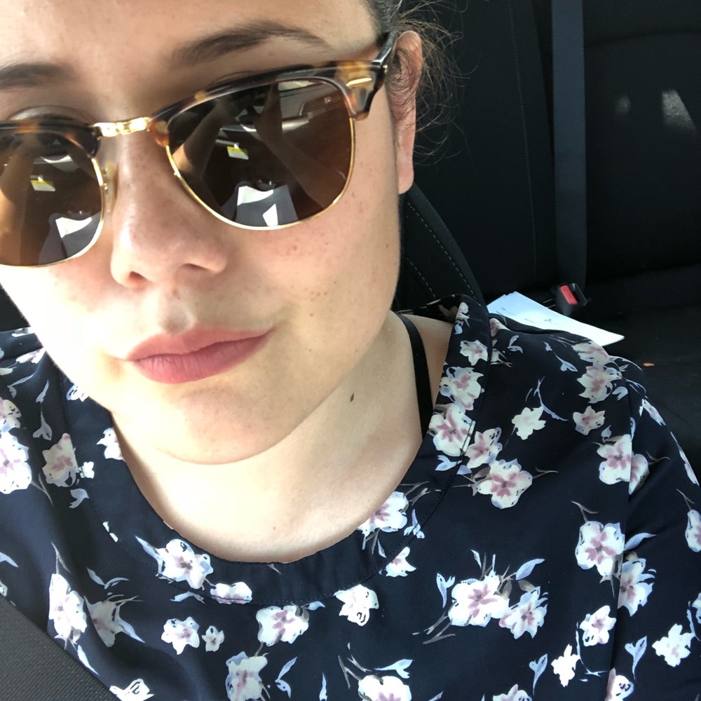 Meet your Posher, Jessica